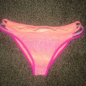 ⭐️ BOGO ⭐️ Victoria’s Secret Hombre Lace